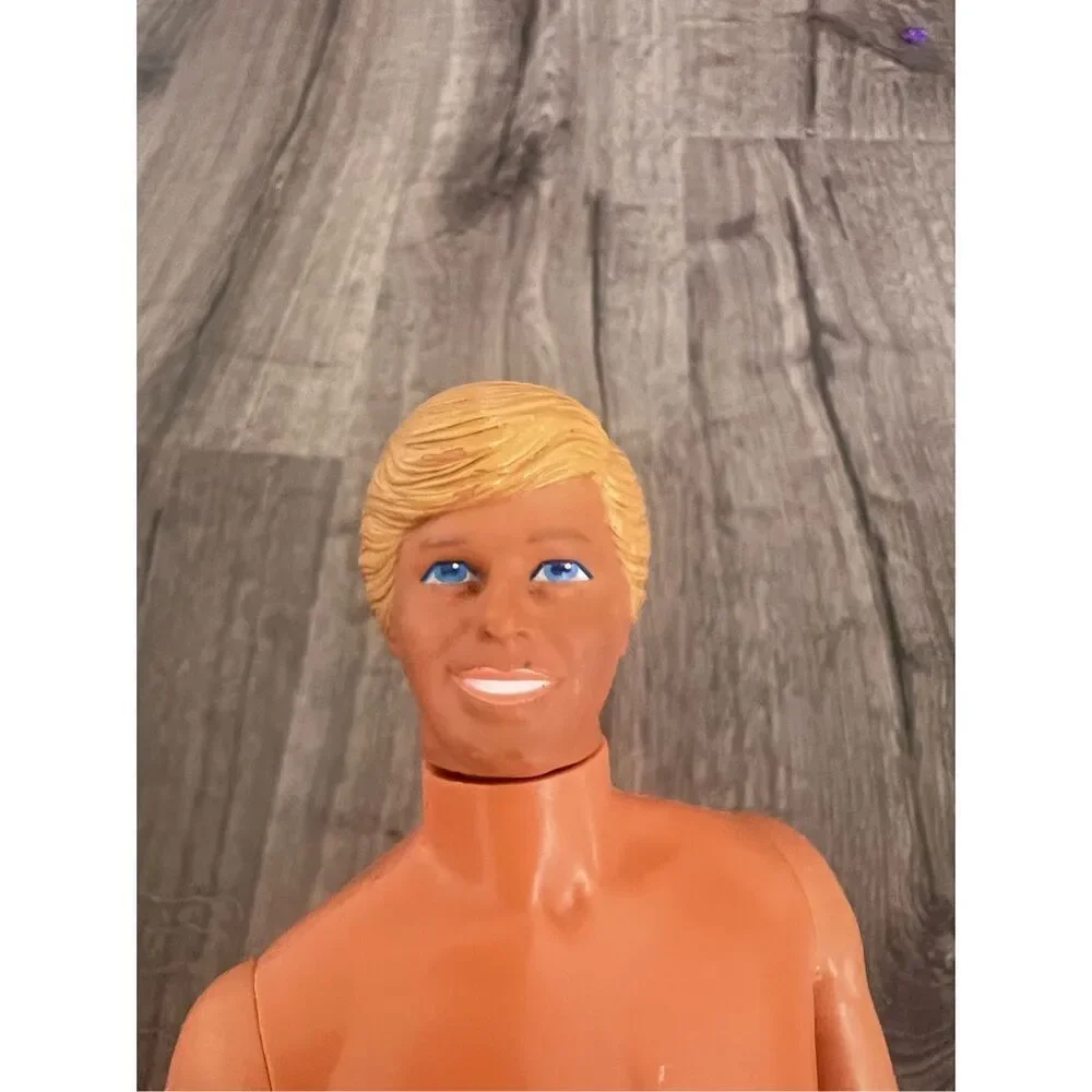 VINTAGE 1968 KEN DOLL WITH BLONDE HAIR MATTEL IN GOOD CONDITION